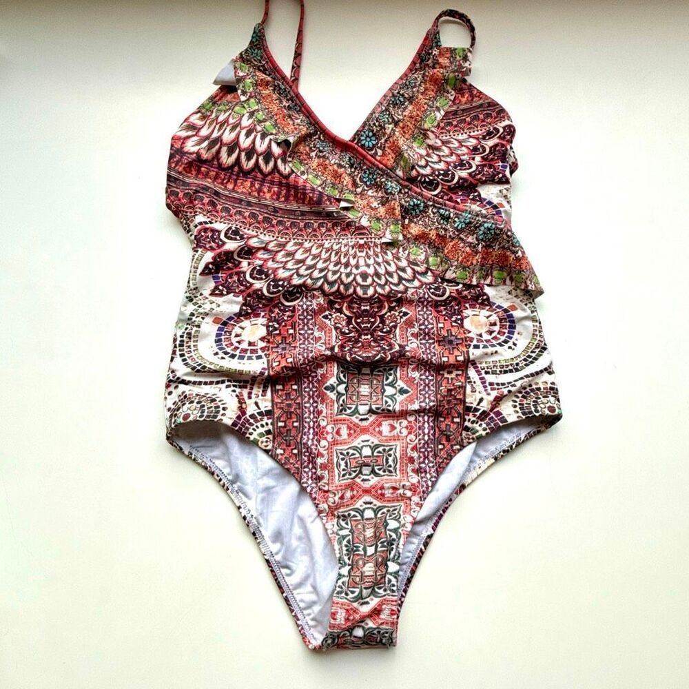 NWT True Colors by La Moda. Featuring  a vibrant, bohemian-style prints and embe